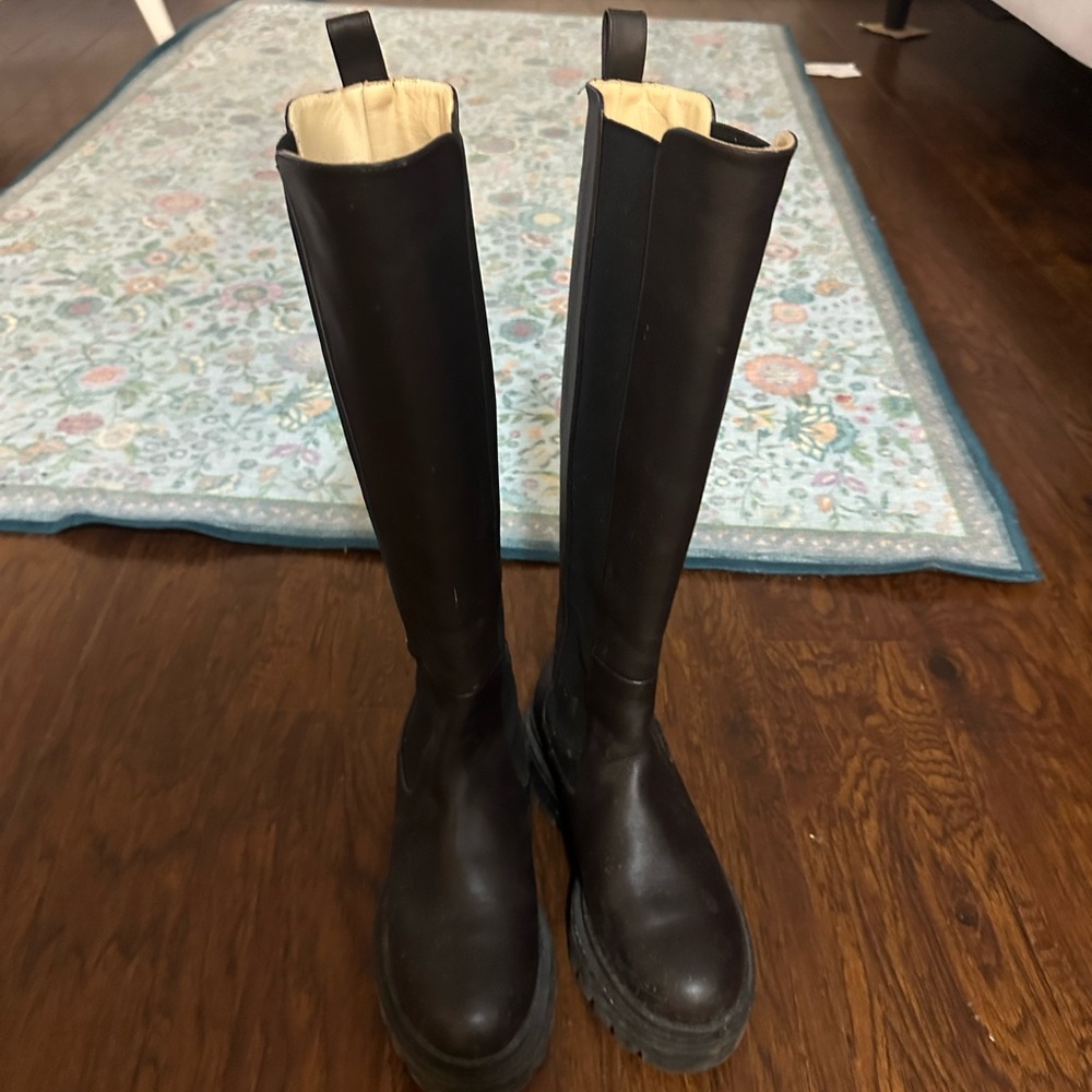 Poppy Barley Elevated Chelsea Boots Poppy
